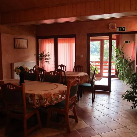 Maison d'hôtes Tavi-fészek Bánk