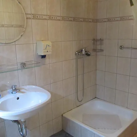 Vendégház Tavi-fészek 3*
